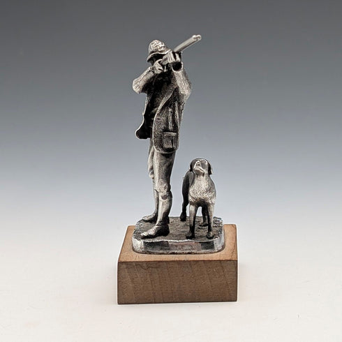 1979 年英國復古純銀獵人微型雕像,72 克,Ammonite Ltd